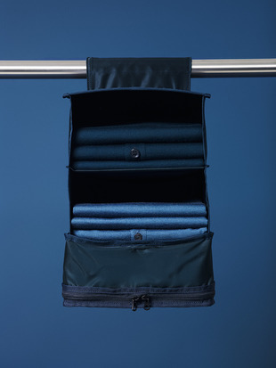 PORTER Knit Holder in Travel Case 